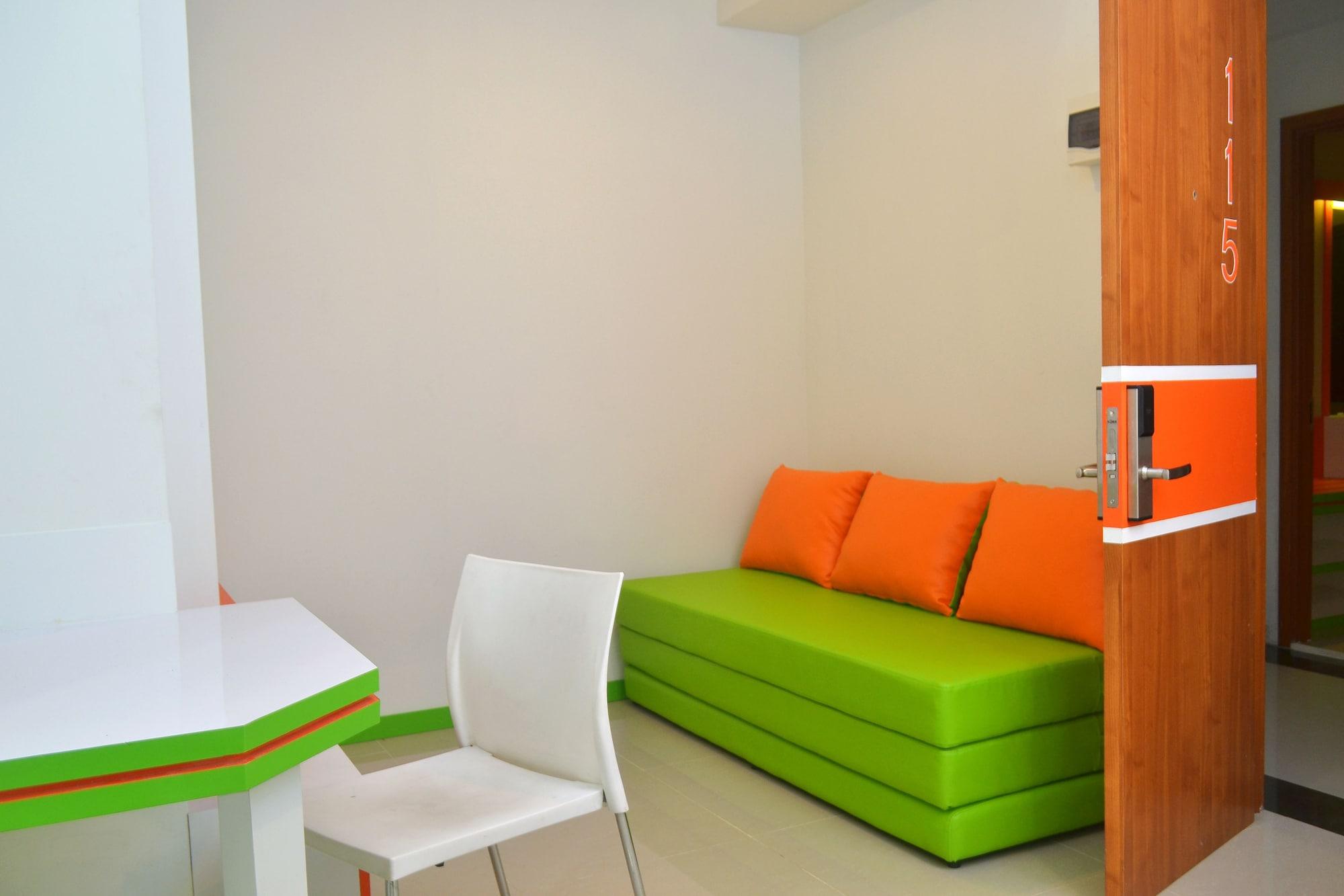 Hotel Titanium Express Homtel Yakarta Exterior foto