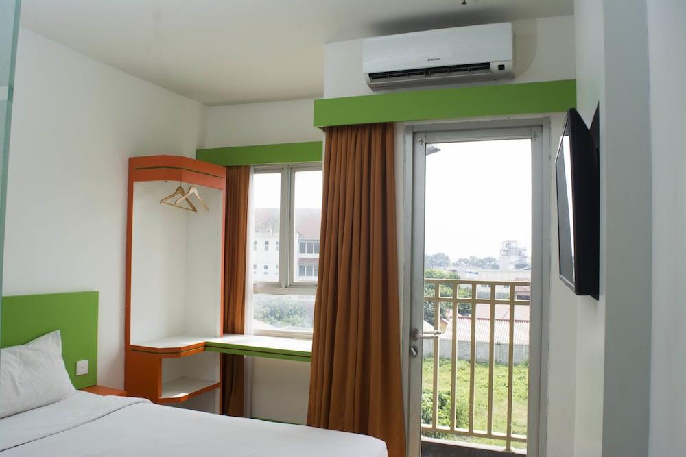 Hotel Titanium Express Homtel Yakarta Exterior foto